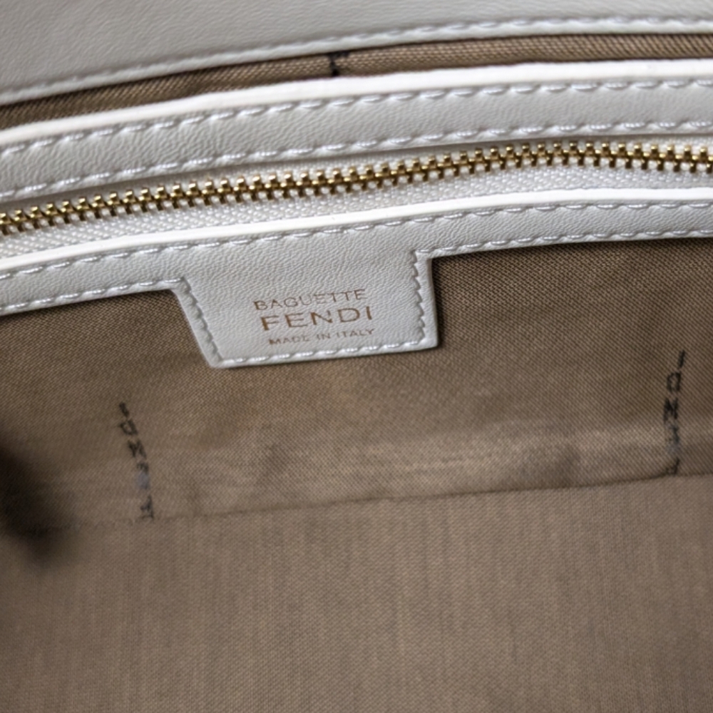White Embossed Shoulder Bag - Picture 4 of 4